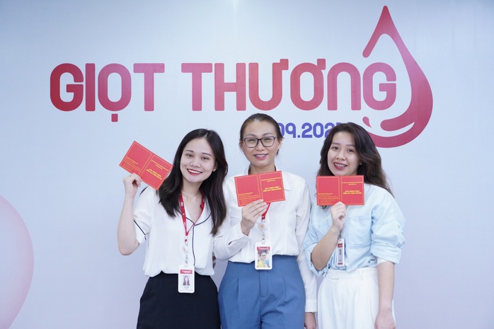 Người TNG Holdings Vietnam mang “giọt thương” gửi vào ngân hàng máu - Ảnh 6. Người TNG Holdings Vietnam mang “giọt thương” gửi vào ngân hàng máu - Ảnh 6.
