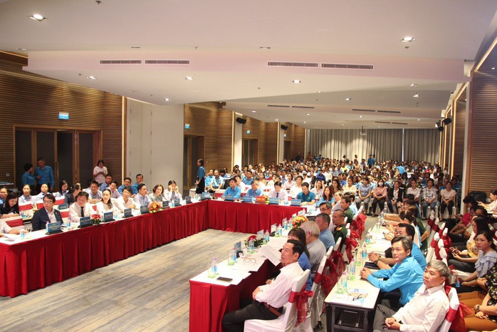 Đại hội XI Công đoàn Khánh Hòa hướng đến bảo vệ lợi ích người lao động - Ảnh 2.