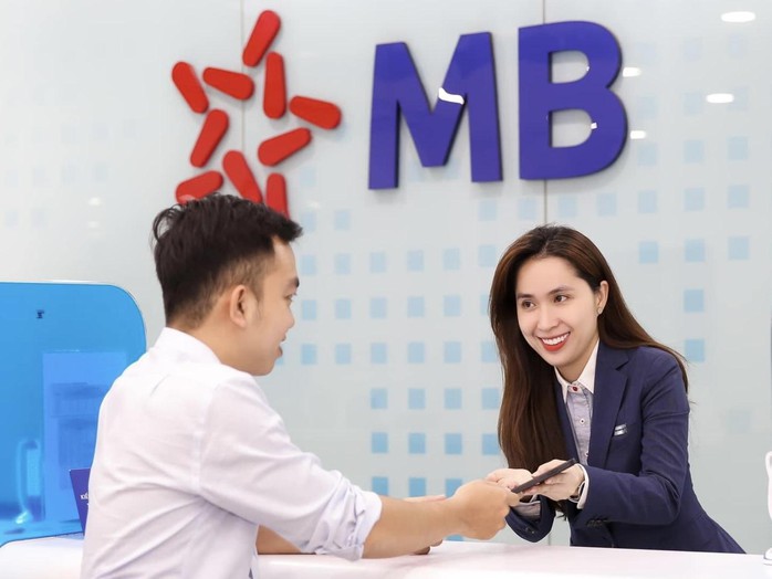 MB tiếp tục vào Top 3 doanh nghiệp được nhà đầu tư yêu thích nhất - Ảnh 2. MB tiếp tục vào Top 3 doanh nghiệp được nhà đầu tư yêu thích nhất - Ảnh 2.