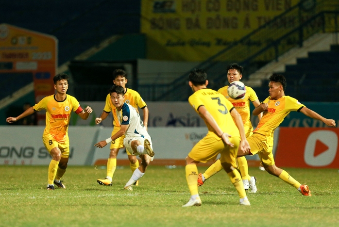 U21 quốc gia: Hồ Văn Cường ghi bàn, SLNA biến Hà Nội thành cựu vương - Ảnh 2.