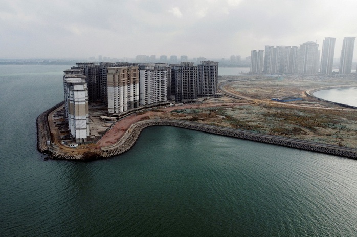 Dự báo nóng: Khủng hoảng bất động sản ở Trung Quốc có thể “châm ngòi” nhiều vụ vỡ nợ? - Ảnh 1.