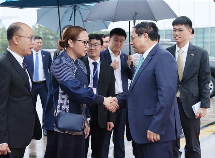 Thủ tướng Phạm Minh Chính tới Jakarta, bắt đầu chuyến công tác dự Hội nghị Cấp cao ASEAN - Ảnh 5.