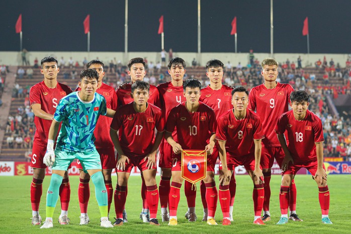 Các nhà vô địch V-League tỏa sáng trong ngày U23 Việt Nam đại thắng - Ảnh 1.