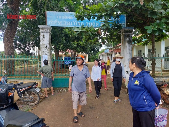 Bố mẹ chê trường xa, 38 học sinh Gia Lai chưa được tới lớp - Ảnh 1. Bố mẹ chê trường xa, 38 học sinh Gia Lai chưa được tới lớp - Ảnh 1.