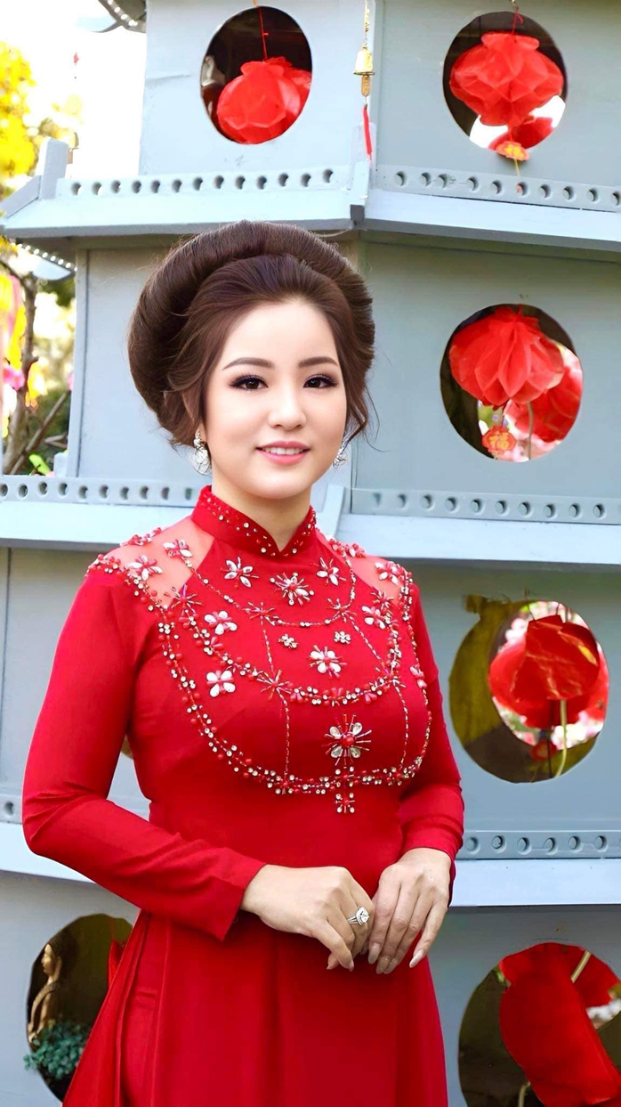 Showbiz Việt: Rộn ràng đón năm mới 2024!- Ảnh 7. Showbiz Việt: Rộn ràng đón năm mới 2024!- Ảnh 7.