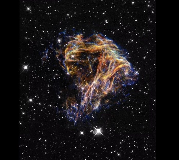 NASA: "Pháo hoa" rực sáng giữa vật thể đang lao vào dải Ngân Hà- Ảnh 1. NASA: "Pháo hoa" rực sáng giữa vật thể đang lao vào dải Ngân Hà- Ảnh 1.