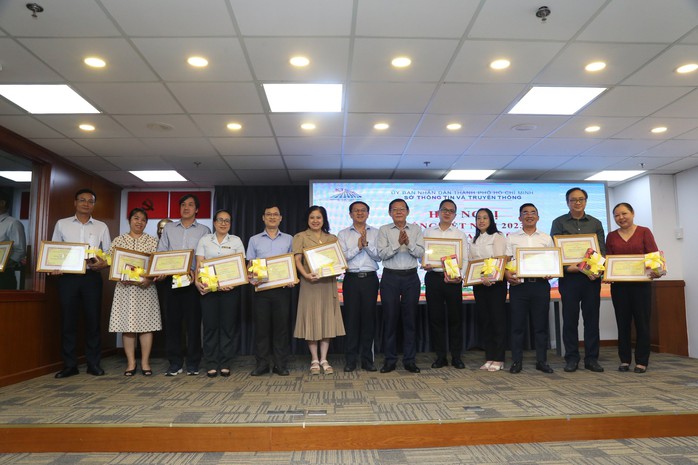 Xây dựng môi trường báo chí trong sạch, lành mạnh, hiệu quả- Ảnh 3. Xây dựng môi trường báo chí trong sạch, lành mạnh, hiệu quả- Ảnh 3.