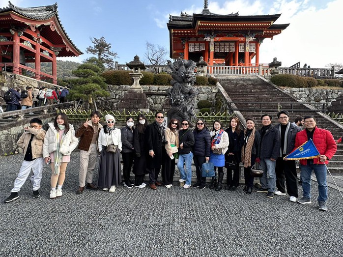 Mua tour Tết, nhân đôi quà Tết - Ảnh 3. Mua tour Tết, nhân đôi quà Tết - Ảnh 3.