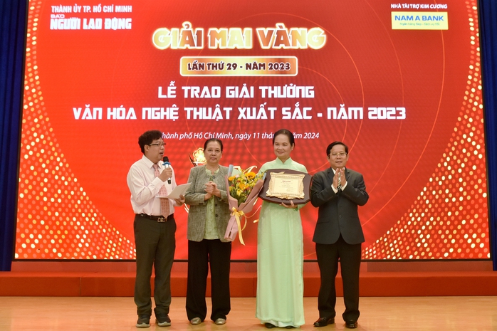 Cuộc hội ngộ đầy ý nghĩa- Ảnh 3. Cuộc hội ngộ đầy ý nghĩa- Ảnh 3.