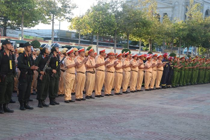 Công an Bình Thuận: Không bỏ sót xe vi phạm từ ứng dụng VNeCSGT- Ảnh 2. Công an Bình Thuận: Không bỏ sót xe vi phạm từ ứng dụng VNeCSGT- Ảnh 2.