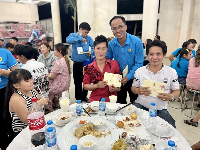 Các cấp Công đoàn TP HCM làm tốt công tác chăm lo, hỗ trợ đoàn viên - lao động- Ảnh 2. Các cấp Công đoàn TP HCM làm tốt công tác chăm lo, hỗ trợ đoàn viên - lao động- Ảnh 2.