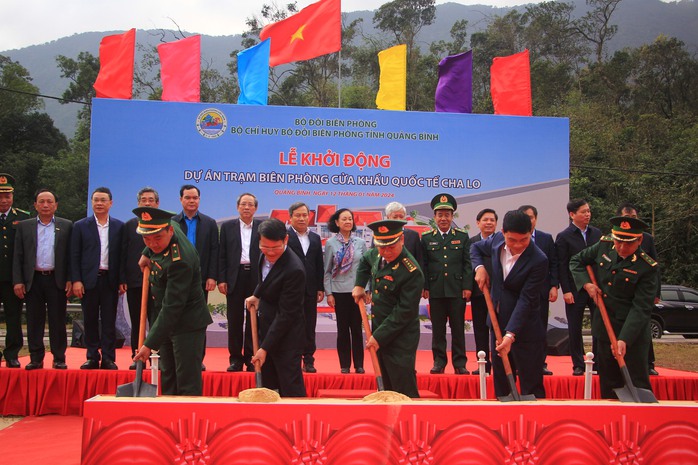 Thường trực Ban Bí thư Trương Thị Mai thăm, tặng quà Tết tại Quảng Bình- Ảnh 7. Thường trực Ban Bí thư Trương Thị Mai thăm, tặng quà Tết tại Quảng Bình- Ảnh 7.