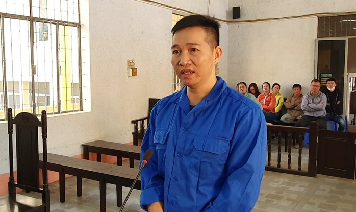 Thấy người tình ngồi trên xe người đàn ông khác, ra tay đâm điên cuồng- Ảnh 1. Thấy người tình ngồi trên xe người đàn ông khác, ra tay đâm điên cuồng- Ảnh 1.