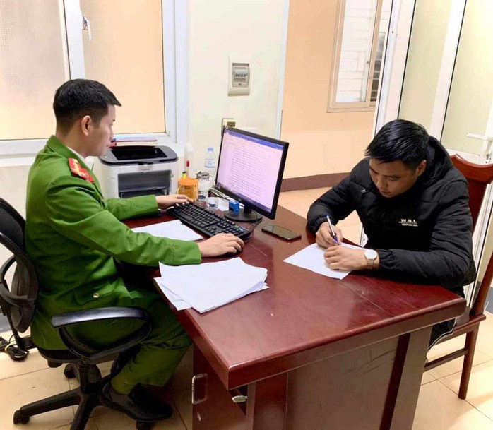 Lập nhiều tài khoản Facebook lừa đảo xuất khẩu lao động để chiếm đoạt tài sản- Ảnh 1. Lập nhiều tài khoản Facebook lừa đảo xuất khẩu lao động để chiếm đoạt tài sản- Ảnh 1.