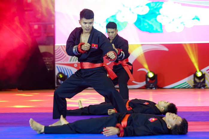 Chủ tịch nước và Tổng thống Indonesia xem biểu diễn võ thuật- Ảnh 15. Chủ tịch nước và Tổng thống Indonesia xem biểu diễn võ thuật- Ảnh 15.