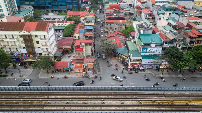 Hiện trạng đường Nguyễn Tuân sắp được mở rộng 21m- Ảnh 1. Hiện trạng đường Nguyễn Tuân sắp được mở rộng 21m- Ảnh 1.