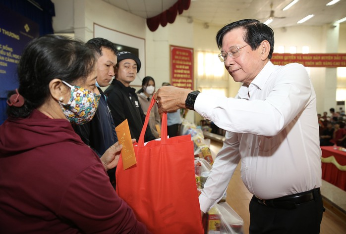 Tình cảm đặc biệt của nguyên Phó Thủ tướng Thường trực Trương Hòa Bình với Dầu Tiếng- Ảnh 4. Tình cảm đặc biệt của nguyên Phó Thủ tướng Thường trực Trương Hòa Bình với Dầu Tiếng- Ảnh 4.