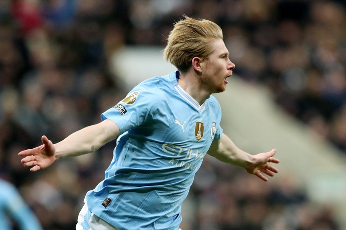 Kevin de Bruyne tuyên bố chia tay Man City, Pep Guardiola tri ân- Ảnh 3. Kevin de Bruyne tuyên bố chia tay Man City, Pep Guardiola tri ân- Ảnh 3.