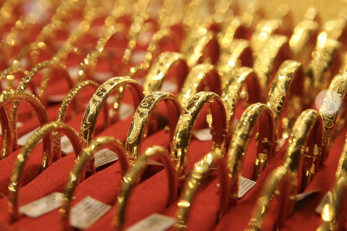 Giá vàng nhẫn 24K nhảy vọt, tăng nhanh hơn vàng SJC- Ảnh 1. Giá vàng nhẫn 24K nhảy vọt, tăng nhanh hơn vàng SJC- Ảnh 1.