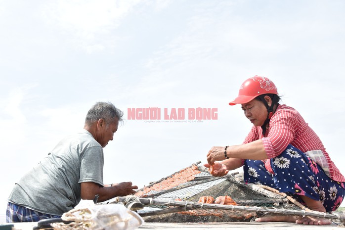 CLIP: Bí quyết làm khô ở xứ biển Bạc Liêu- Ảnh 10. CLIP: Bí quyết làm khô ở xứ biển Bạc Liêu- Ảnh 10.