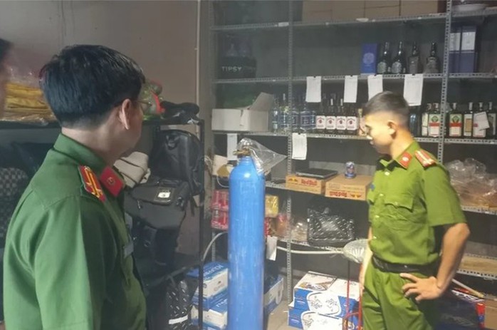 Phát hiện nhiều “góc khuất” trong beer club ở TP Biên Hòa- Ảnh 2. Phát hiện nhiều “góc khuất” trong beer club ở TP Biên Hòa- Ảnh 2.