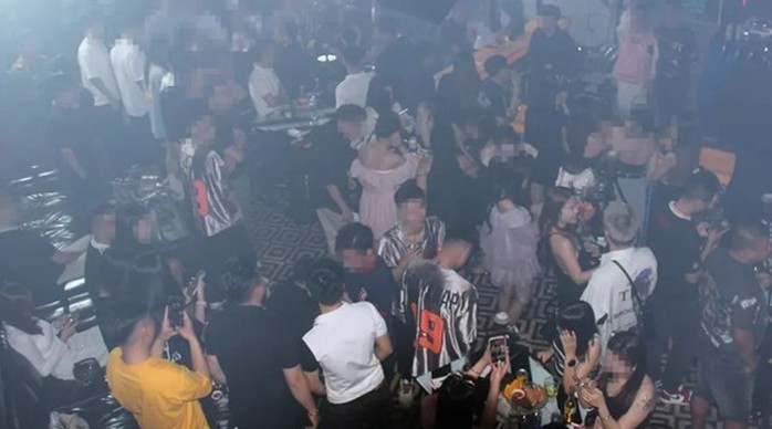 Phát hiện nhiều “góc khuất” trong beer club ở TP Biên Hòa- Ảnh 1. Phát hiện nhiều “góc khuất” trong beer club ở TP Biên Hòa- Ảnh 1.