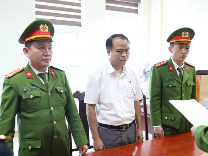 Hà Tĩnh: Bắt tạm giam nguyên giám đốc doanh nghiệp tham ô 1,7 tỉ đồng- Ảnh 1. Hà Tĩnh: Bắt tạm giam nguyên giám đốc doanh nghiệp tham ô 1,7 tỉ đồng- Ảnh 1.