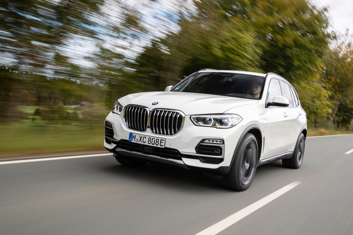 Khởi động năm mới với ưu đãi lên đến 50% phí trước bạ khi mua xe BMW- Ảnh 1. Khởi động năm mới với ưu đãi lên đến 50% phí trước bạ khi mua xe BMW- Ảnh 1.