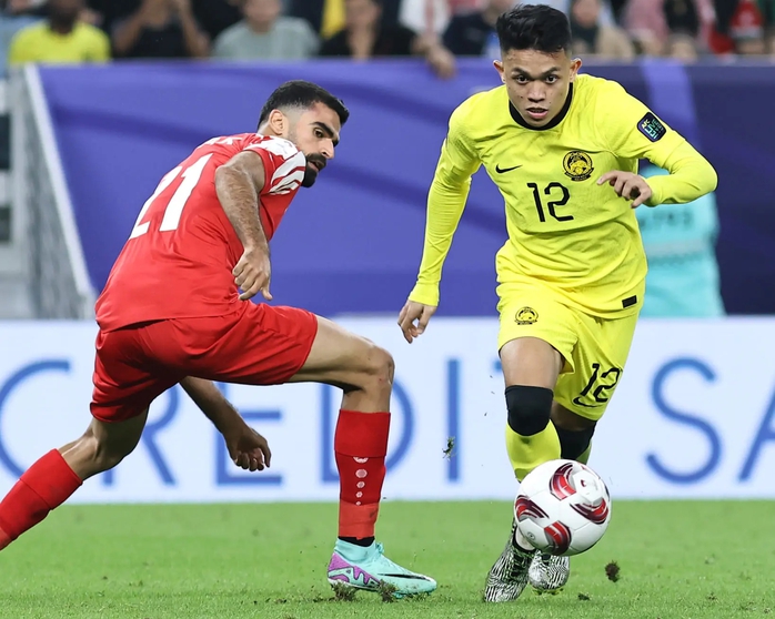 Asian Cup 2023: Thắng đậm Malaysia, Jordan vượt Hàn Quốc lên đầu bảng - Ảnh 2. Asian Cup 2023: Thắng đậm Malaysia, Jordan vượt Hàn Quốc lên đầu bảng - Ảnh 2.