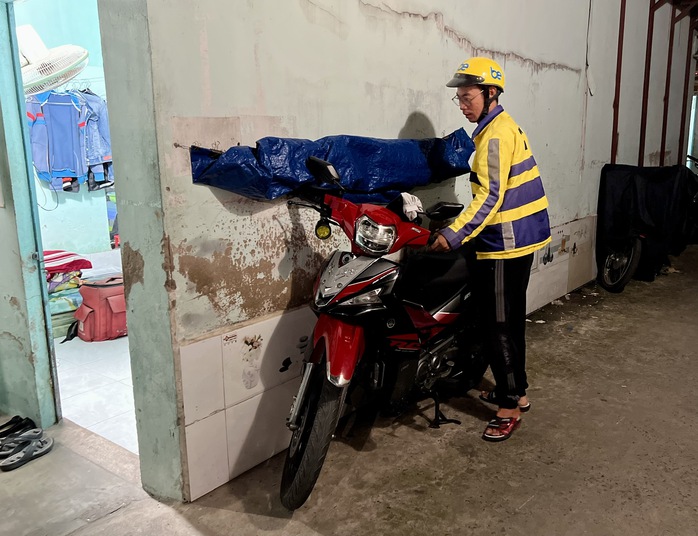 Những lao động không có thưởng Tết- Ảnh 1. Những lao động không có thưởng Tết- Ảnh 1.