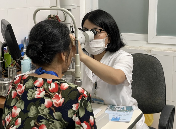 Xem xét cho học sinh nghỉ học nếu không khí nguy hại 3 ngày liên tục- Ảnh 2. Xem xét cho học sinh nghỉ học nếu không khí nguy hại 3 ngày liên tục- Ảnh 2.