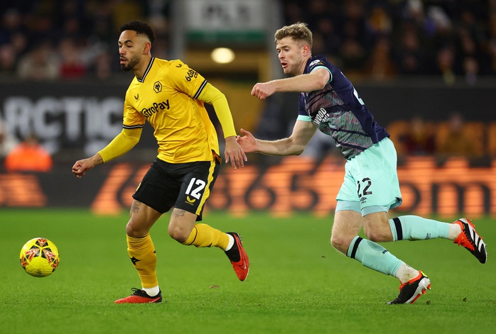 Wolves thắng Brentford trận cầu 5 bàn, Man United có đối thủ vòng 4 FA Cup- Ảnh 3. Wolves thắng Brentford trận cầu 5 bàn, Man United có đối thủ vòng 4 FA Cup- Ảnh 3.