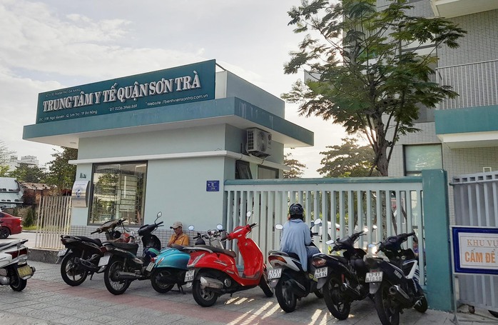 Đà Nẵng: Lãnh đạo trung tâm y tế xin lỗi dân vì nhân viên không nhận tiền lẻ- Ảnh 1. Đà Nẵng: Lãnh đạo trung tâm y tế xin lỗi dân vì nhân viên không nhận tiền lẻ- Ảnh 1.