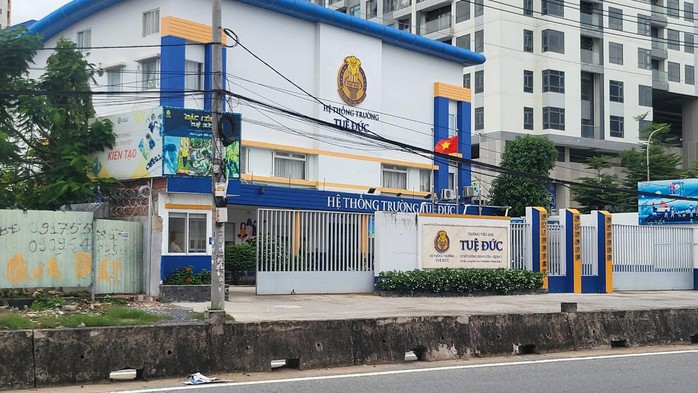 Vì sao TP HCM yêu cầu trường ngoài công lập không được thu học phí dài hạn?- Ảnh 1. Vì sao TP HCM yêu cầu trường ngoài công lập không được thu học phí dài hạn?- Ảnh 1.