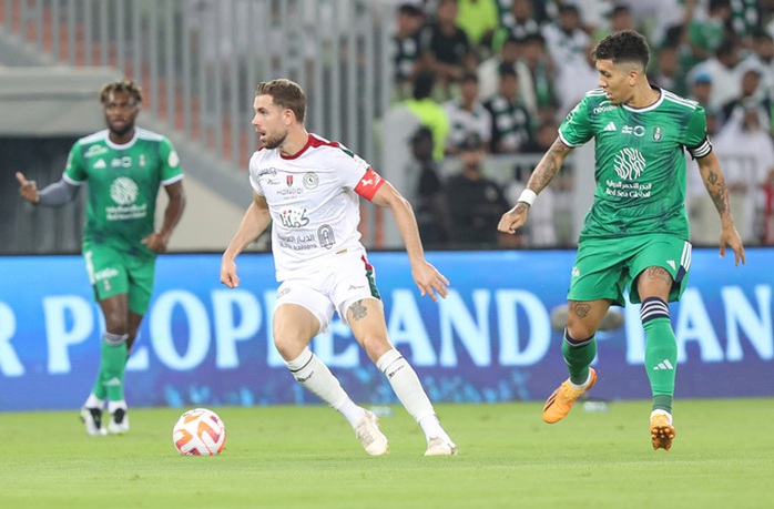 Vỡ mộng ở Ả Rập Saudi, Jordan Henderson "đào thoát" về châu Âu- Ảnh 2.