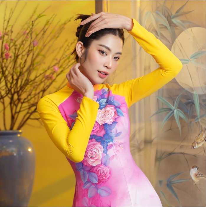 Trương Ngọc Ánh tái xuất sàn thời trang
- Ảnh 5. Trương Ngọc Ánh tái xuất sàn thời trang
- Ảnh 5.