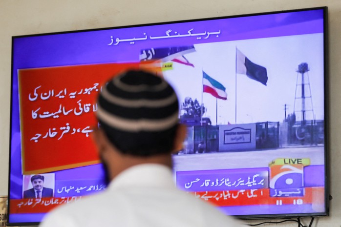Pakistan thông báo không kích các vị trí phiến quân ly khai ở Iran hôm 18-1 Ảnh: REUTERS Pakistan thông báo không kích các vị trí phiến quân ly khai ở Iran hôm 18-1 Ảnh: REUTERS