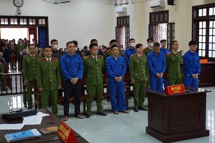 Cựu Trưởng Công an quận Đồ Sơn lãnh án 8 năm tù- Ảnh 1. Cựu Trưởng Công an quận Đồ Sơn lãnh án 8 năm tù- Ảnh 1.