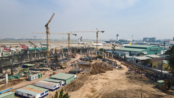 Cận cảnh nhà ga T3 Tân Sơn Nhất đang dần thành hình- Ảnh 9. Cận cảnh nhà ga T3 Tân Sơn Nhất đang dần thành hình- Ảnh 9.