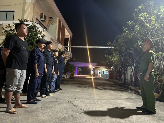 Bình Dương: Đồng loạt ra quân kiểm tra PCCC dịp Tết Nguyên đán- Ảnh 2. Bình Dương: Đồng loạt ra quân kiểm tra PCCC dịp Tết Nguyên đán- Ảnh 2.