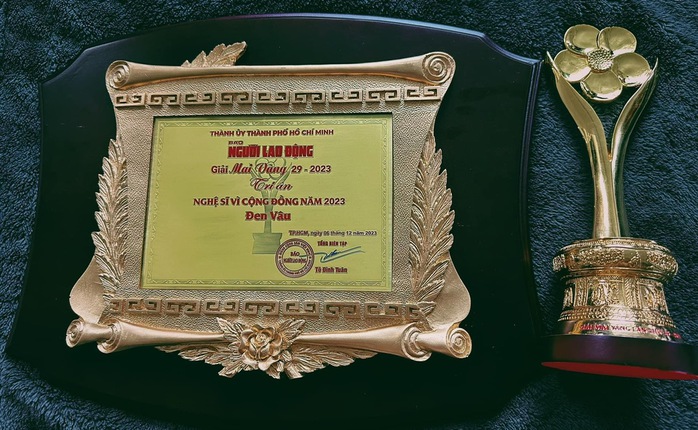 Đen Vâu "khoe của"

- Ảnh 3.