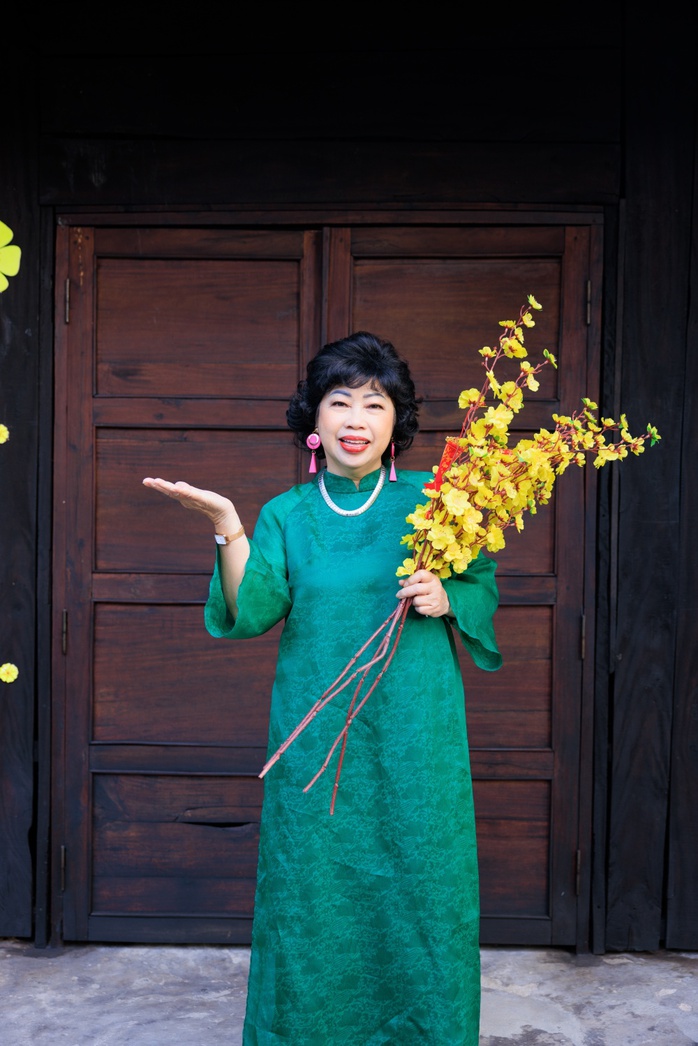 Thu Trang - Tiến Luật chuẩn bị gởi "món quà" đến khán giả- Ảnh 11. Thu Trang - Tiến Luật chuẩn bị gởi "món quà" đến khán giả- Ảnh 11.
