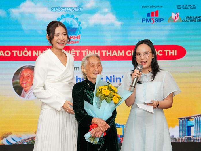 Hơn 500 bài viết về "Hào khí miền Đông"- Ảnh 1. Hơn 500 bài viết về "Hào khí miền Đông"- Ảnh 1.