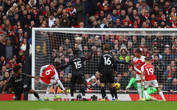 Vùi dập Crystal Palace, Arsenal trở lại top 3 Ngoại hạng Anh- Ảnh 3. Vùi dập Crystal Palace, Arsenal trở lại top 3 Ngoại hạng Anh- Ảnh 3.