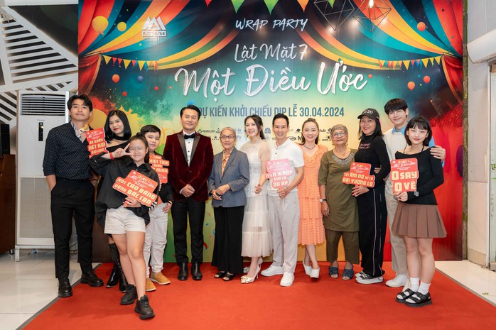 Lý Hải quậy hết mình cùng dàn sao "Lật mặt 7"- Ảnh 6.