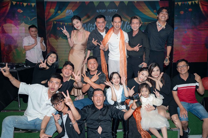 Lý Hải quậy hết mình cùng dàn sao "Lật mặt 7"- Ảnh 12.