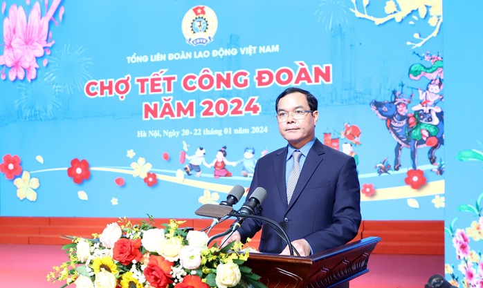 Trên 24 triệu lượt đoàn viên, lao động được tặng quà từ Chương trình “Tết Sum vầy”- Ảnh 3. Trên 24 triệu lượt đoàn viên, lao động được tặng quà từ Chương trình “Tết Sum vầy”- Ảnh 3.