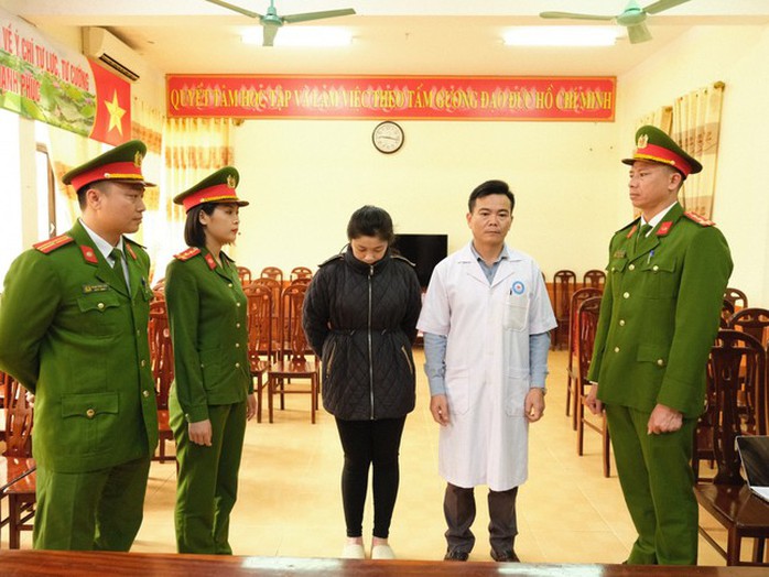 Khởi tố bác sĩ, điều dưỡng móc nối với nhân viên bảo hiểm để trục lợi - Ảnh 2. Khởi tố bác sĩ, điều dưỡng móc nối với nhân viên bảo hiểm để trục lợi - Ảnh 2.