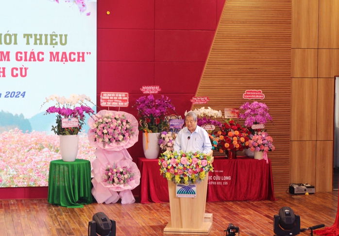 Tọa đàm giới thiệu tập thơ của nhà thơ Lương Minh Cừ- Ảnh 3. Tọa đàm giới thiệu tập thơ của nhà thơ Lương Minh Cừ- Ảnh 3.