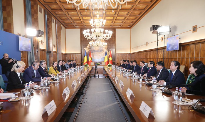 Việt Nam - Romania ký 19 văn kiện hợp tác- Ảnh 2. Việt Nam - Romania ký 19 văn kiện hợp tác- Ảnh 2.